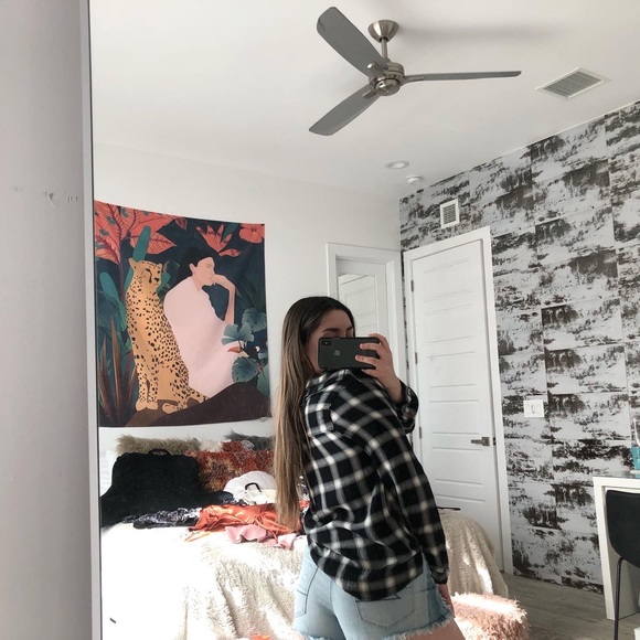 Hollister Cropped Flannel Blouse - Picture 4 of 4